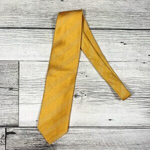 Giorgio Armani 100% Silk Striped Print Classic Tie